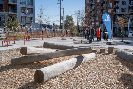 LaSalle Taishan Park inauguration, calligraphy design by Ngan Siu Mui