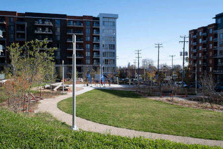 LaSalle Taishan Park inauguration, calligraphy design by Ngan Siu Mui