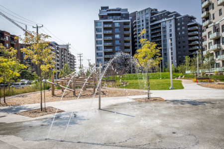 LaSalle Taishan Park inauguration, calligraphy design by Ngan Siu Mui